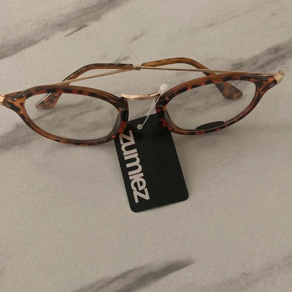 ME Makeover Essentials Tortoise Oval Glasses with Gold Bridge